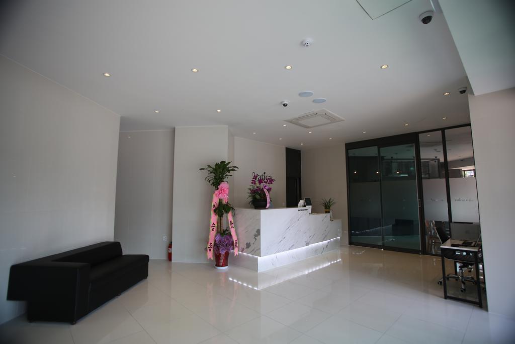 Vatica Hotel Dongdaemun Сеул Экстерьер фото