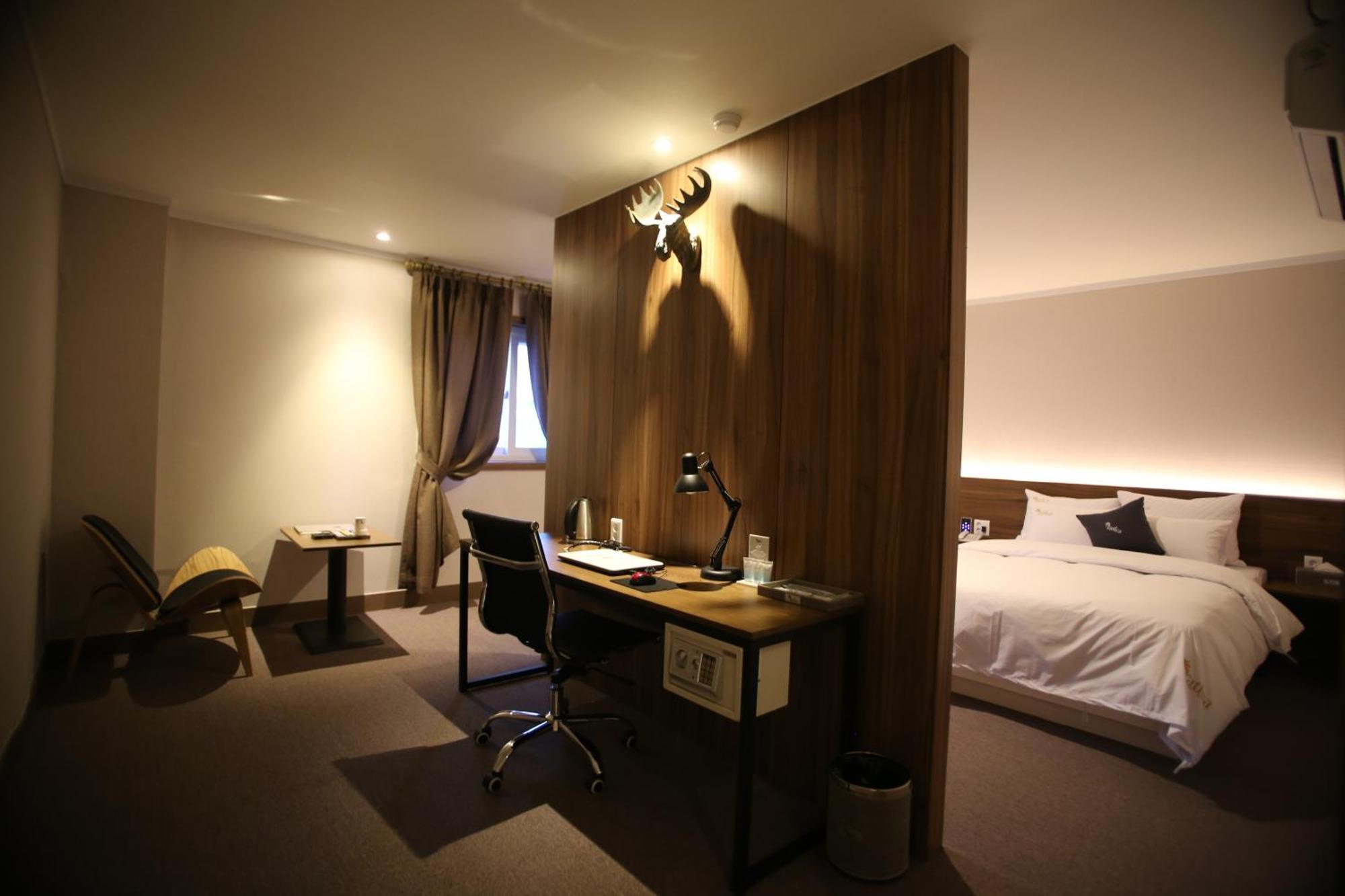 Vatica Hotel Dongdaemun Сеул Номер фото
